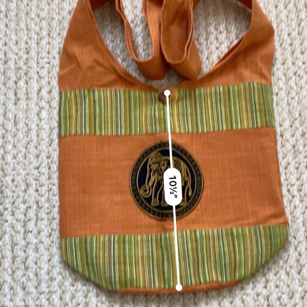 HANDMADE | Hobo Style Elephant Crossbody Bag - Picture 4 of 5